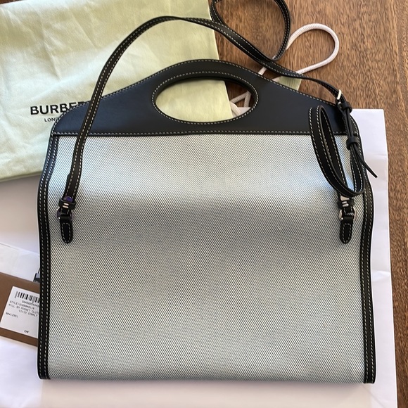 BURBERRY NWT NIB Small Pocket Clutch light blue and black $1300 - Picture 5 of 16